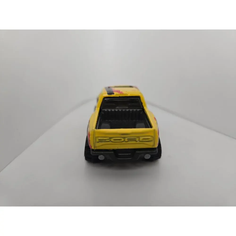 Hot Wheels 2018 ’17 Ford F-150 Raptor Yellow Built Ford Tough EcoBoost 1:64